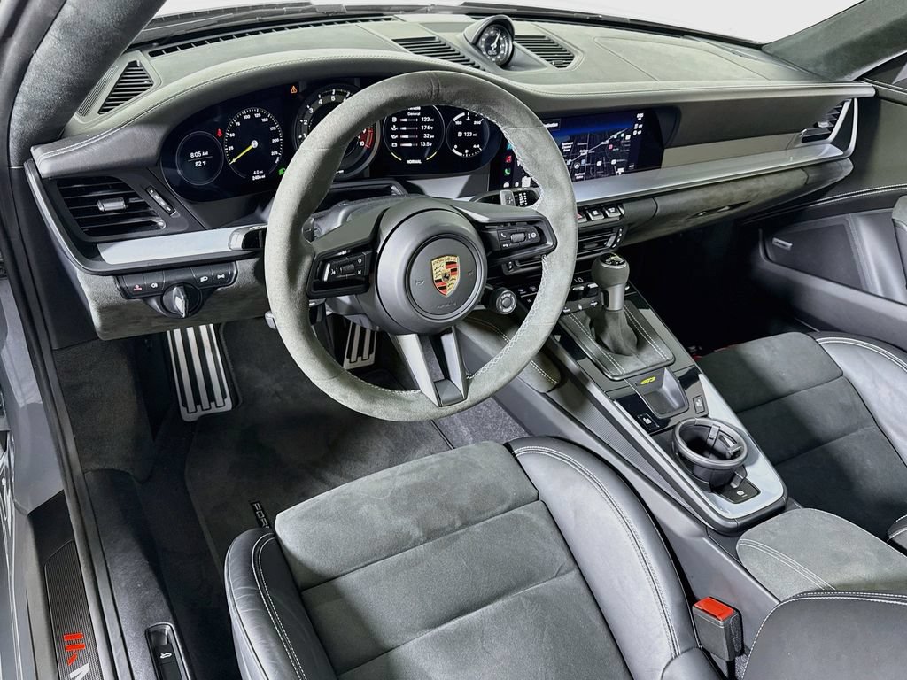 Certified 2023 Porsche 911 GT3 RWD image 4