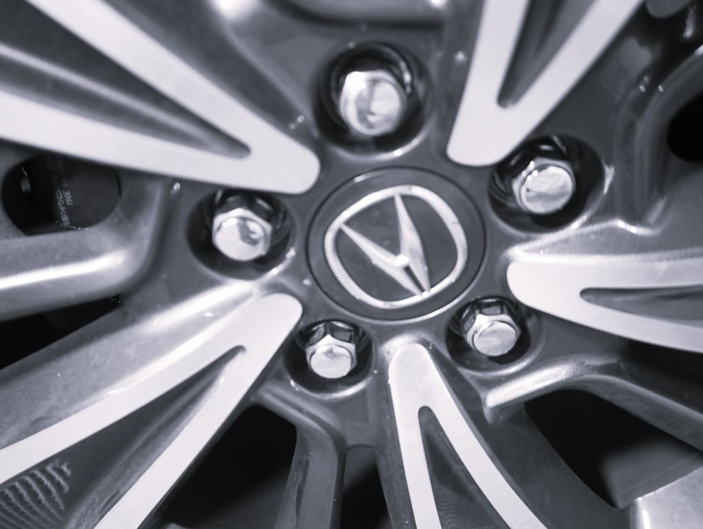 Used 2020 Acura MDX SH-AWD w/ Technology Package image 8