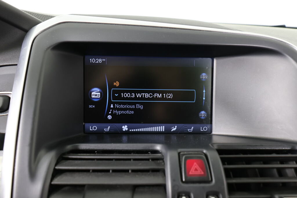Used 2015 Volvo XC60 T6 Platinum AWD/4WD image 36