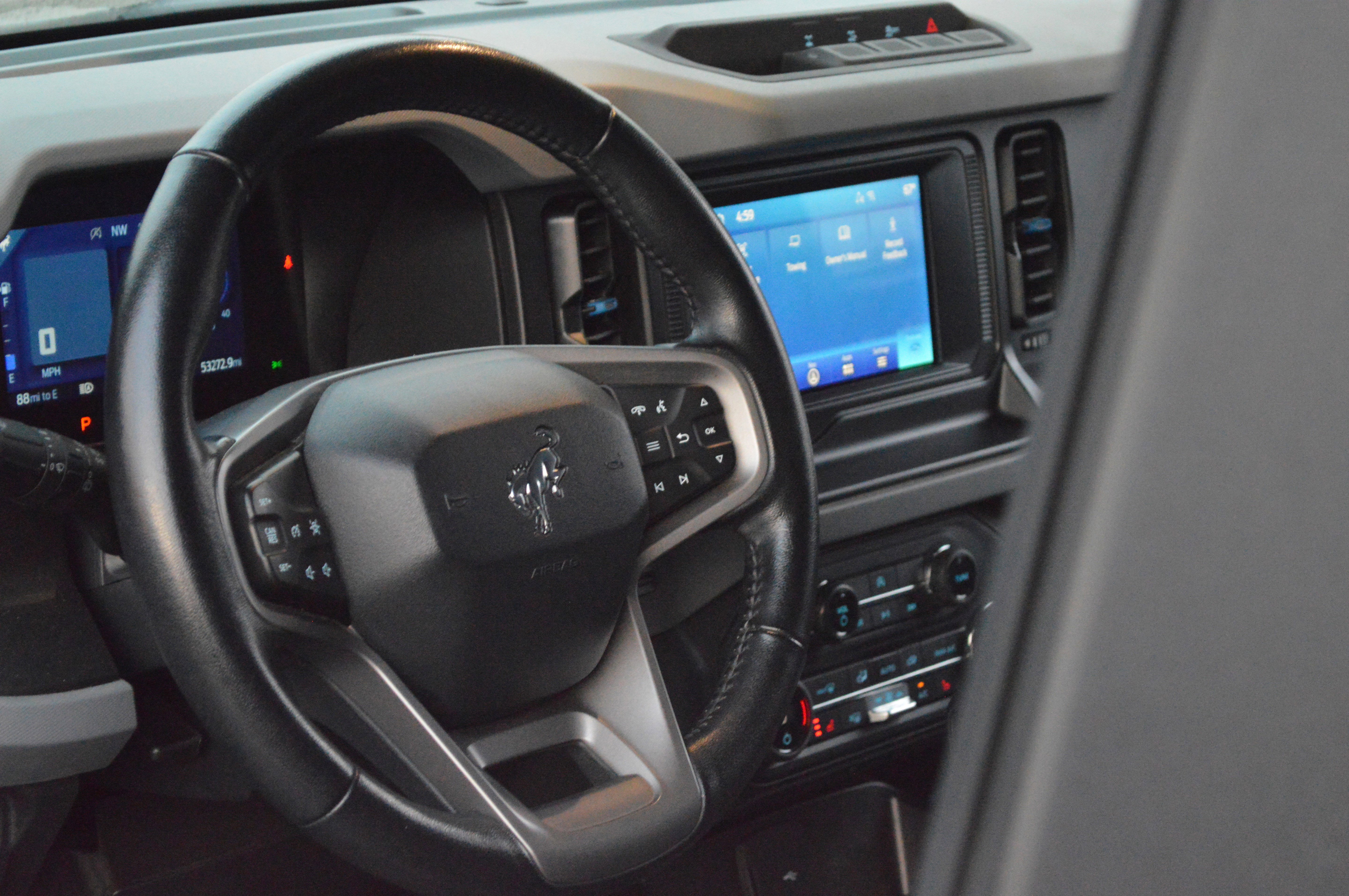 Used 2023 Ford Bronco Black Diamond image 29