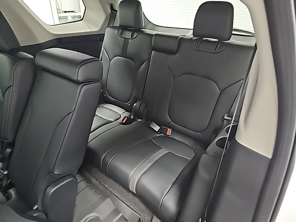 New 2025 Honda Pilot EX-L image 32