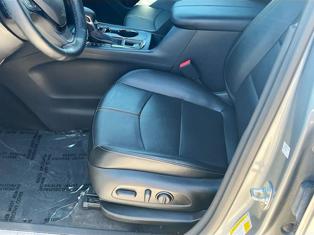 Used 2024 Chevrolet Equinox Premier AWD/4WD image 20