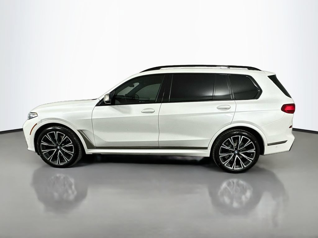 Used 2020 BMW X7 M50i w/ Dynamic Handling Package AWD/4WD image 8