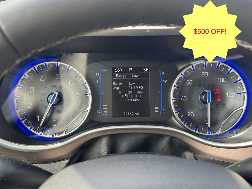 Used 2022 Chrysler Voyager LX FWD image 19