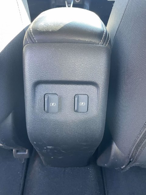 Used 2023 Nissan Kicks SV FWD image 14