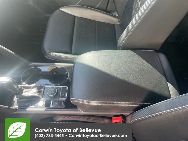 Used 2022 Volkswagen Atlas Cross Sport SE image 11