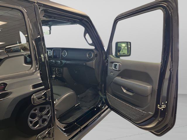 Used 2023 Jeep Wrangler Unlimited Rubicon 4xe w/ Dual Top Group image 22