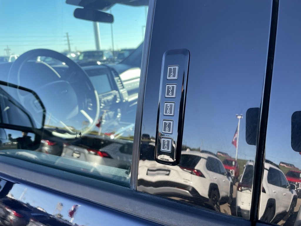 Used 2022 Ford F350 XLT w/ XLT Premium Package image 59