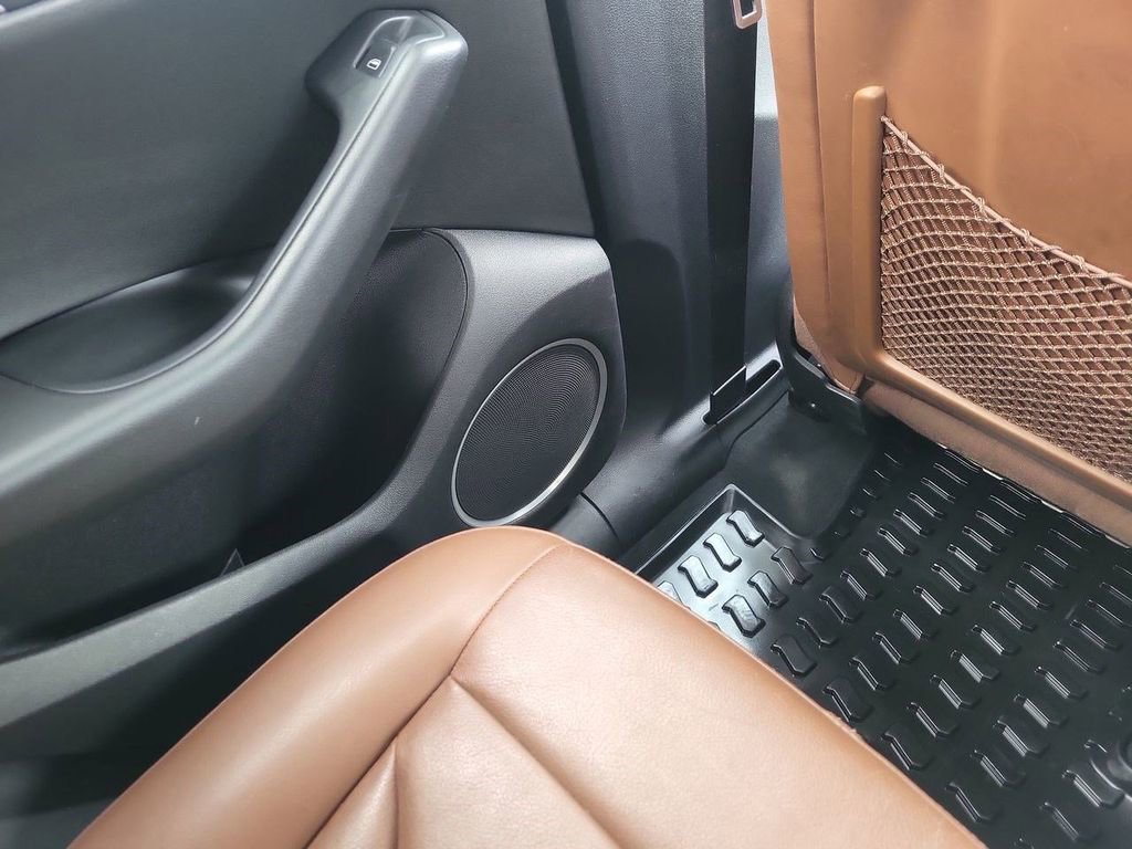 Used 2012 Audi Q5 3.2 Premium Plus image 15