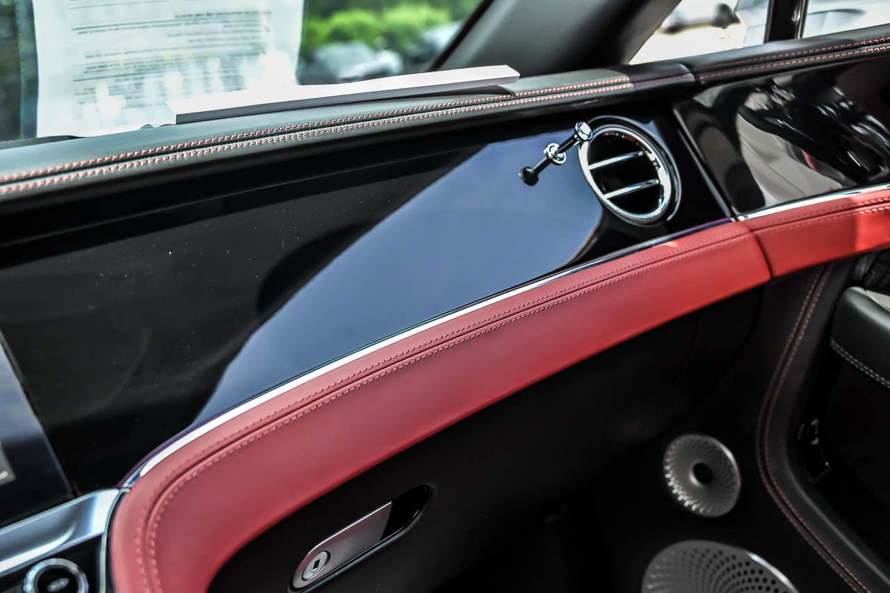 Used 2020 Bentley Continental GT AWD/4WD image 40