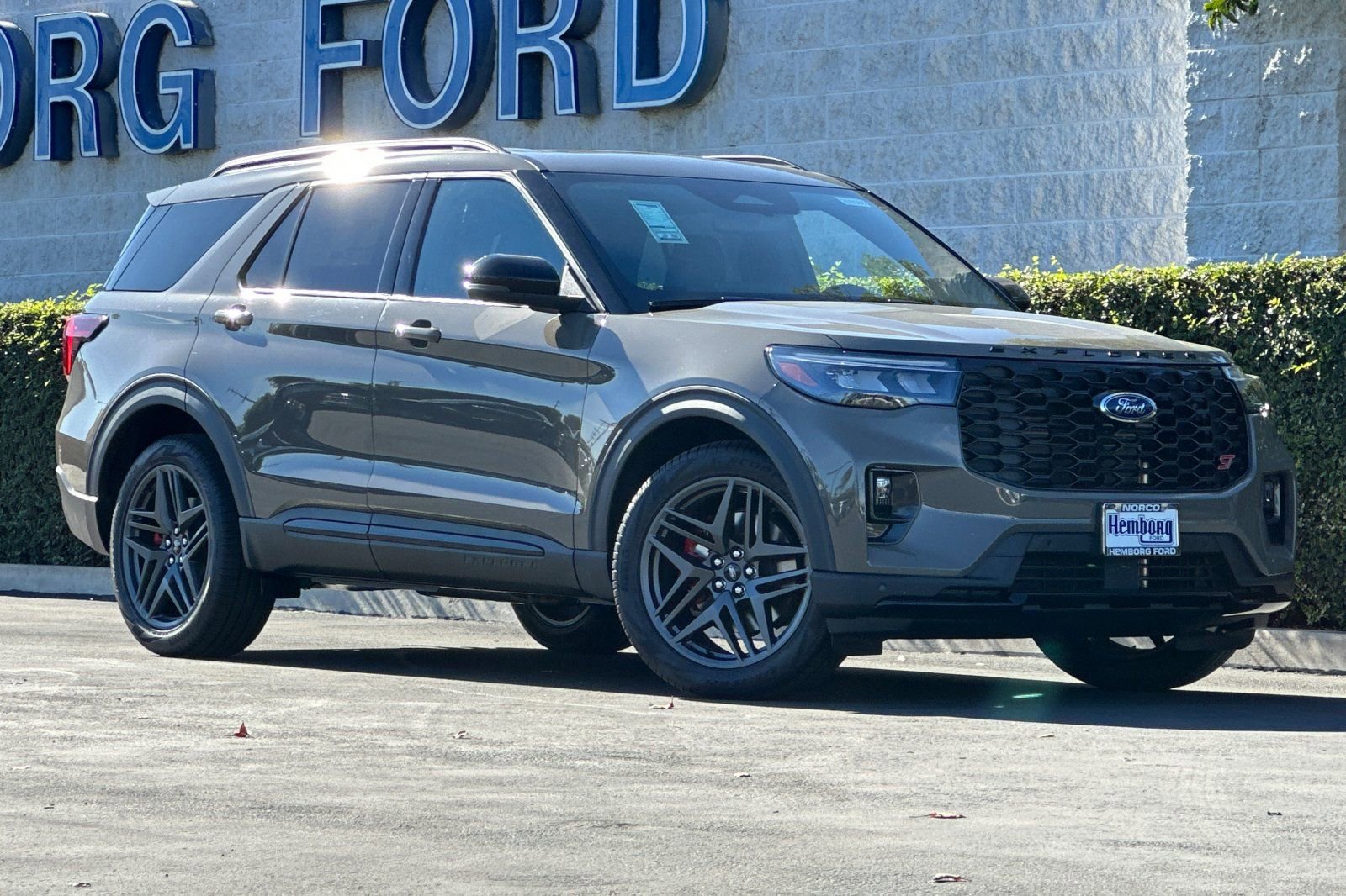 New 2026 Ford Explorer ST w/ Sun And Sound Package video 2