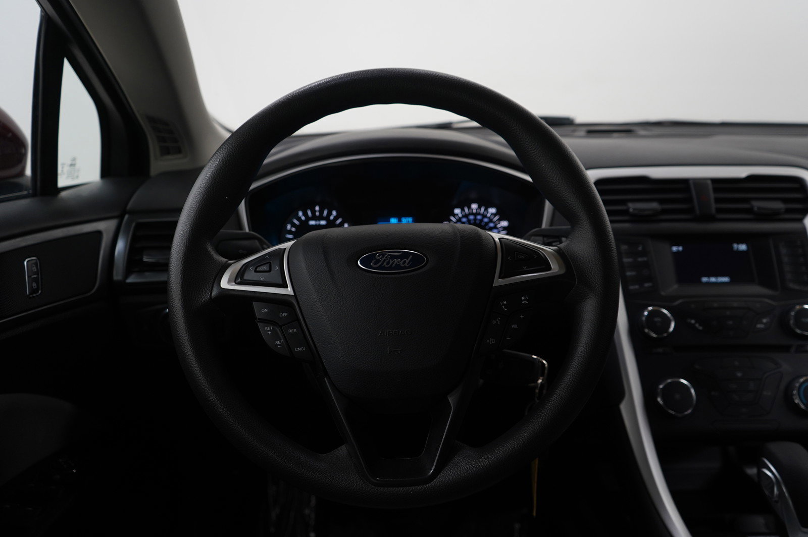 Used 2015 Ford Fusion S image 13