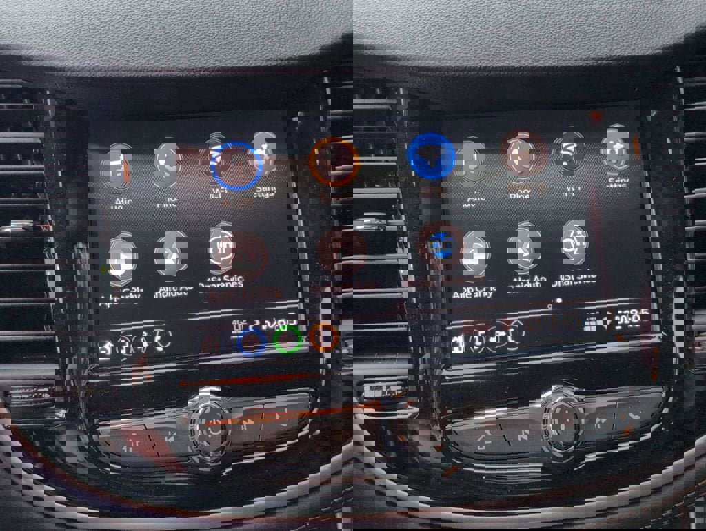 Certified 2022 Chevrolet Trax LT w/ Sport Edition image 18