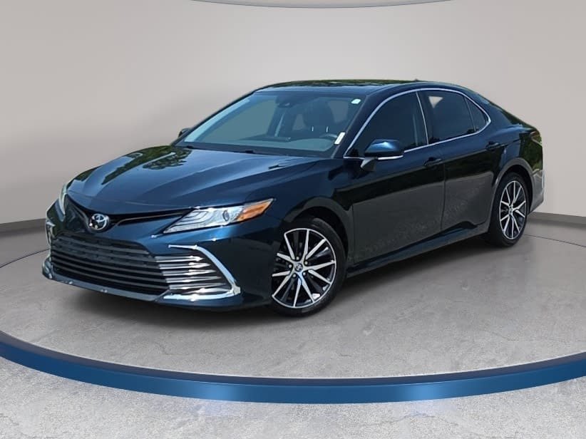 Used 2021 Toyota Camry XLE