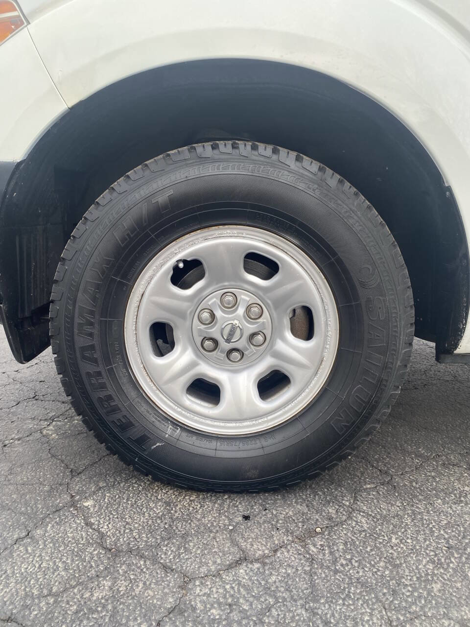 Used 2016 Nissan Frontier S image 5