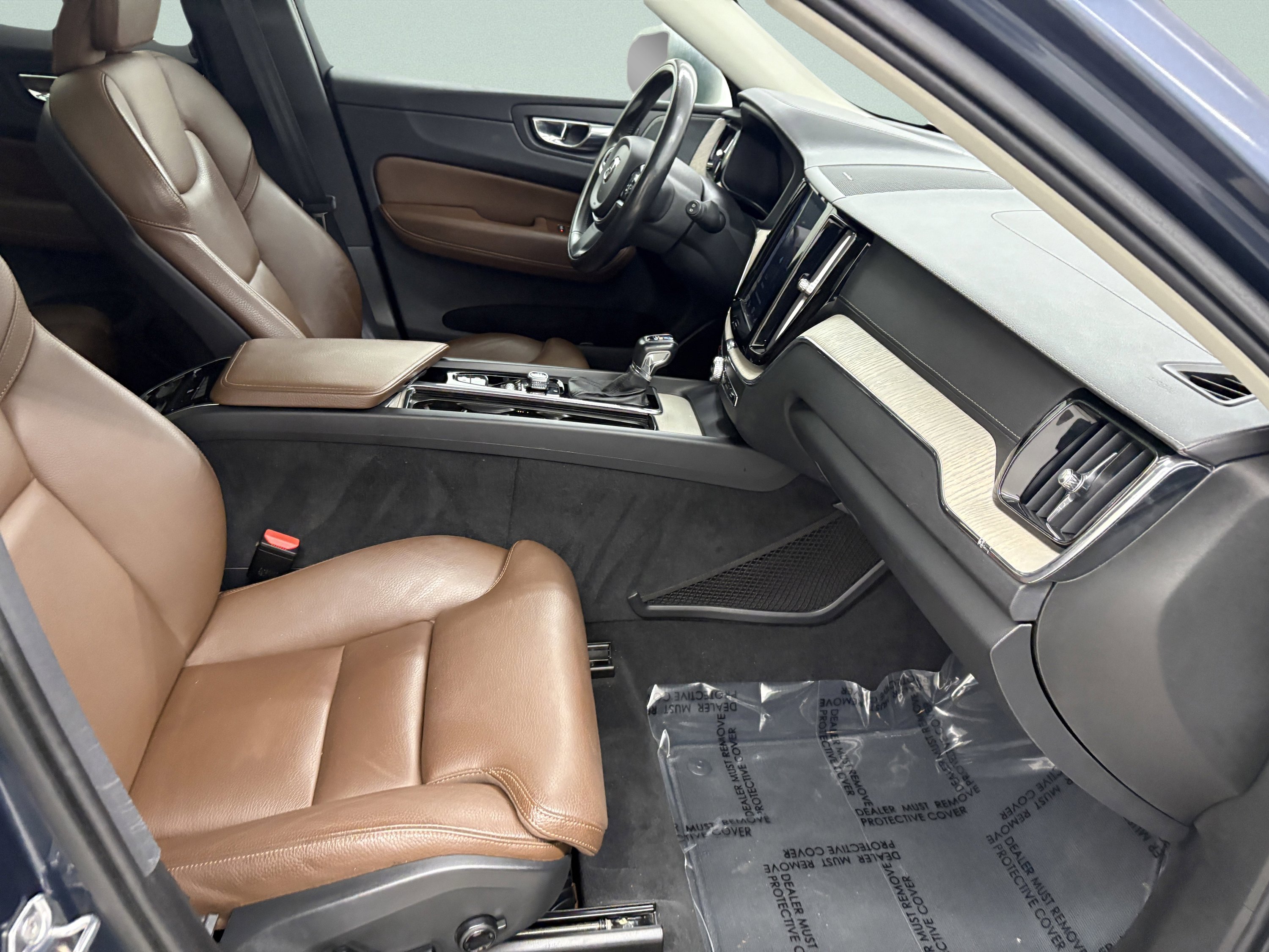 Used 2019 Volvo XC60 T6 Inscription image 21