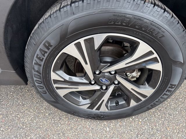 Used 2024 Subaru Crosstrek 2.0i Premium image 11