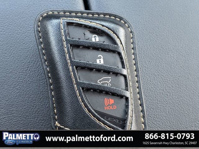 Used 2022 Lexus GX 460 Luxury w/ Accessory Package image 31