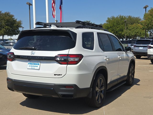 New 2026 Honda Pilot Sport image 5