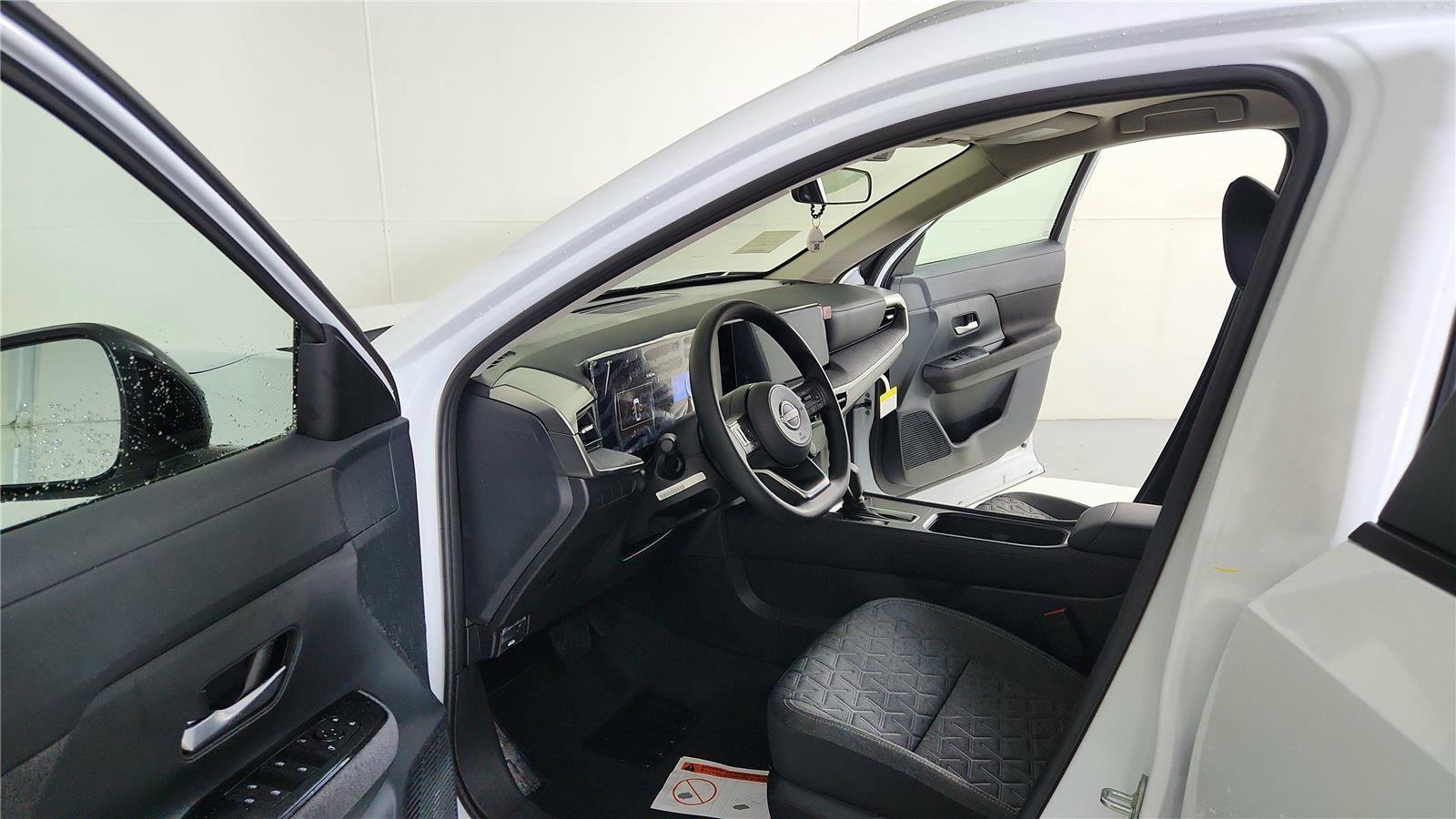 New 2026 Nissan Kicks SV w/ Charging Package image 15