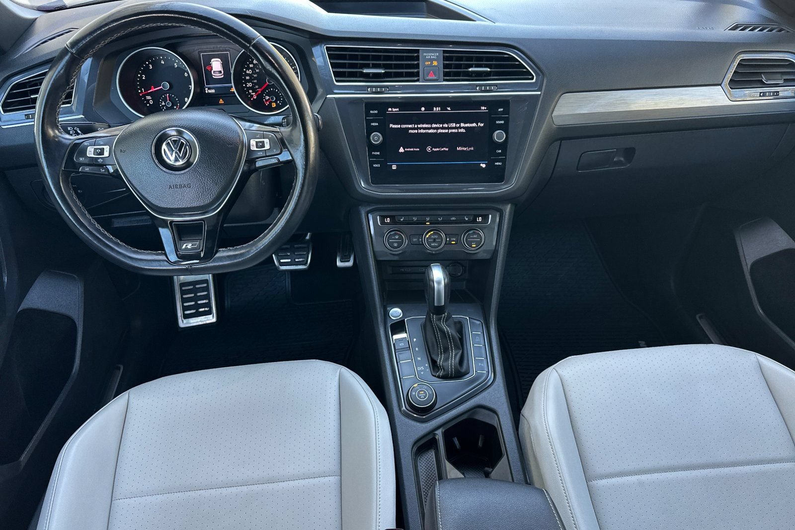 Used 2021 Volkswagen Tiguan SE R-Line AWD/4WD image 13