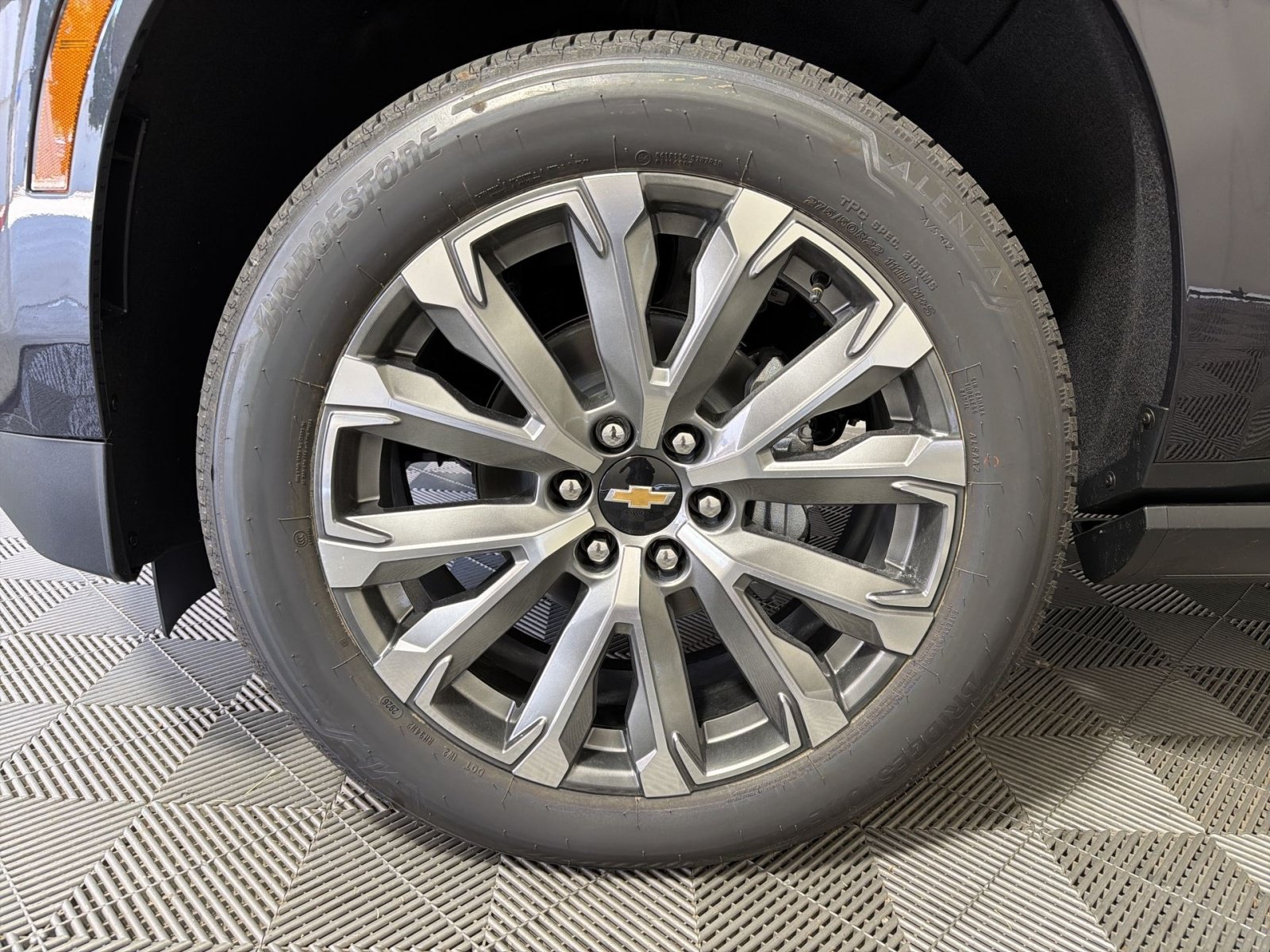 New 2026 Chevrolet Suburban High Country AWD/4WD image 12