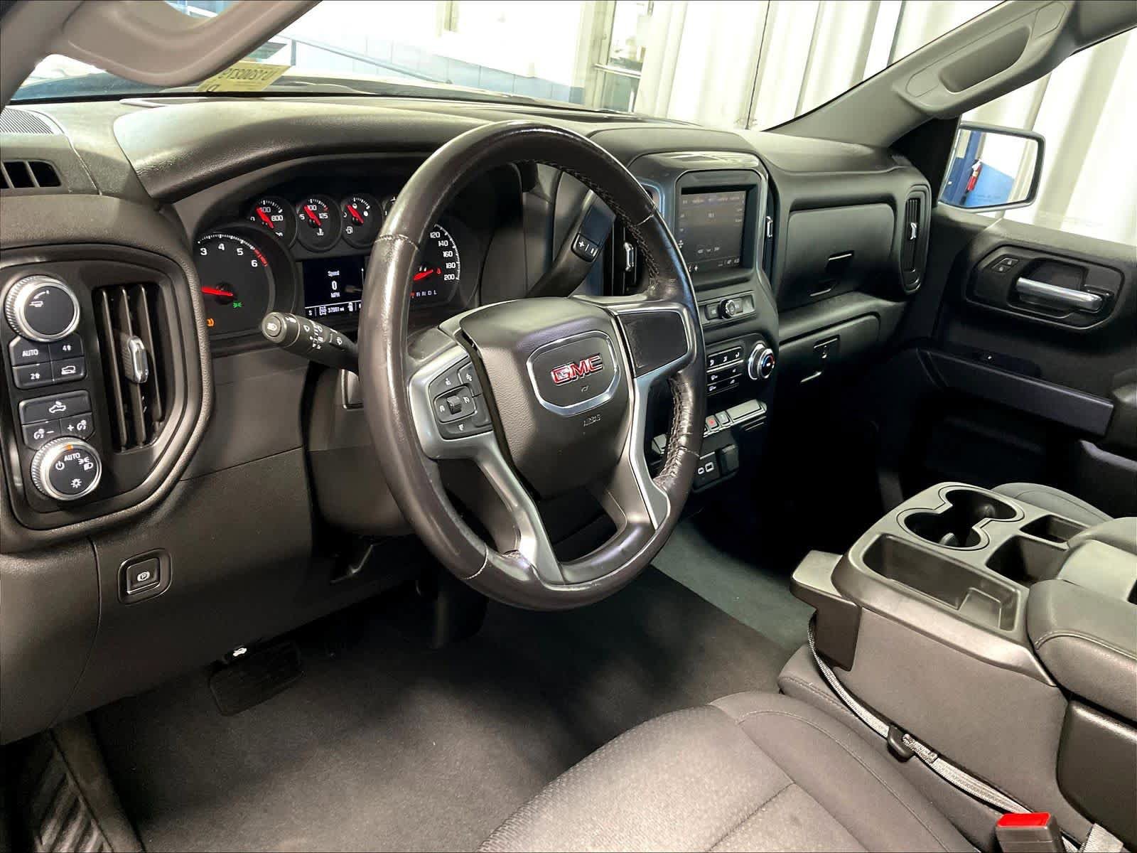 Used 2023 GMC Sierra 1500 Pro w/ Graphite Edition image 8