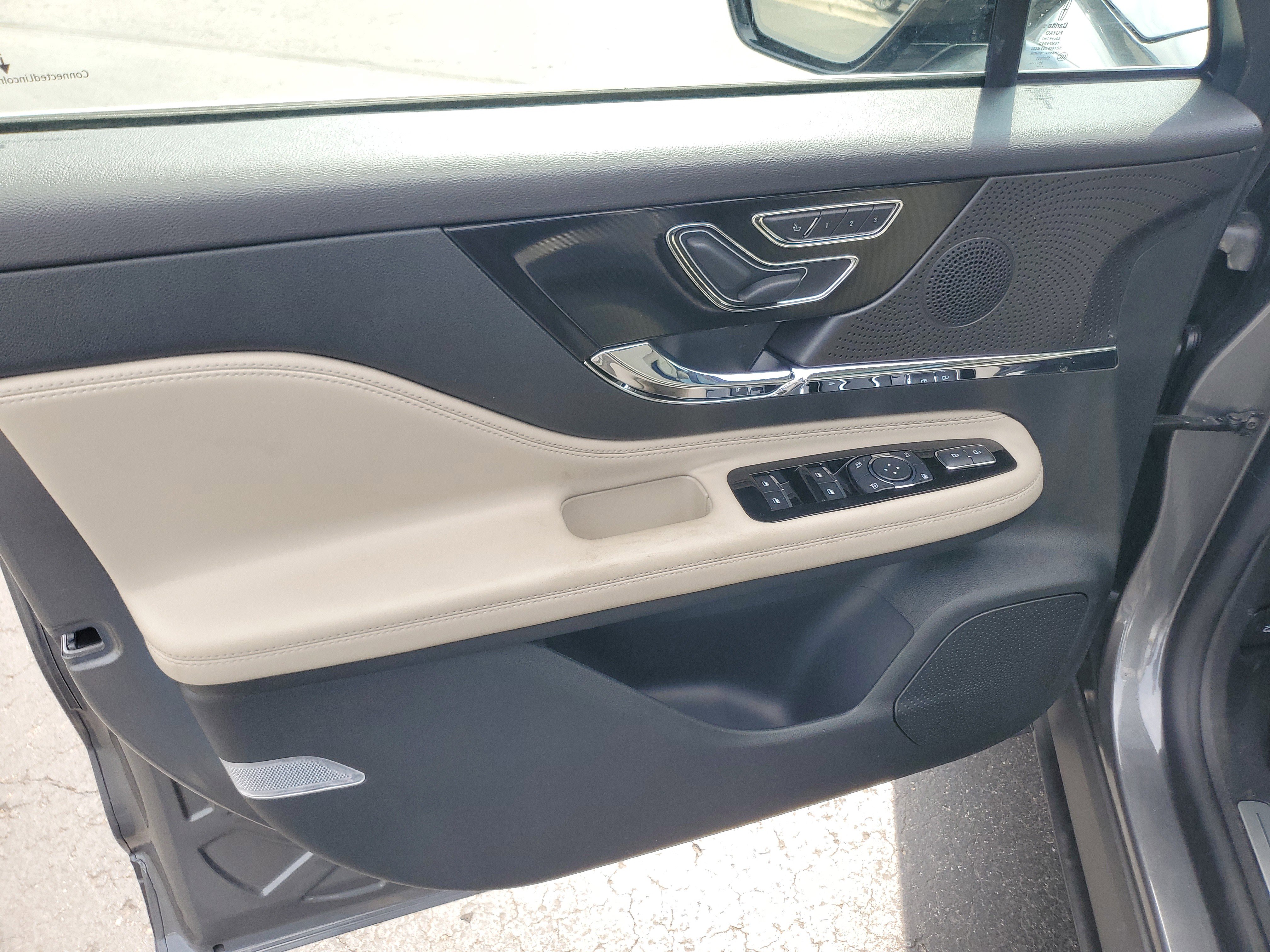 New 2026 Lincoln Corsair Premiere AWD/4WD image 8