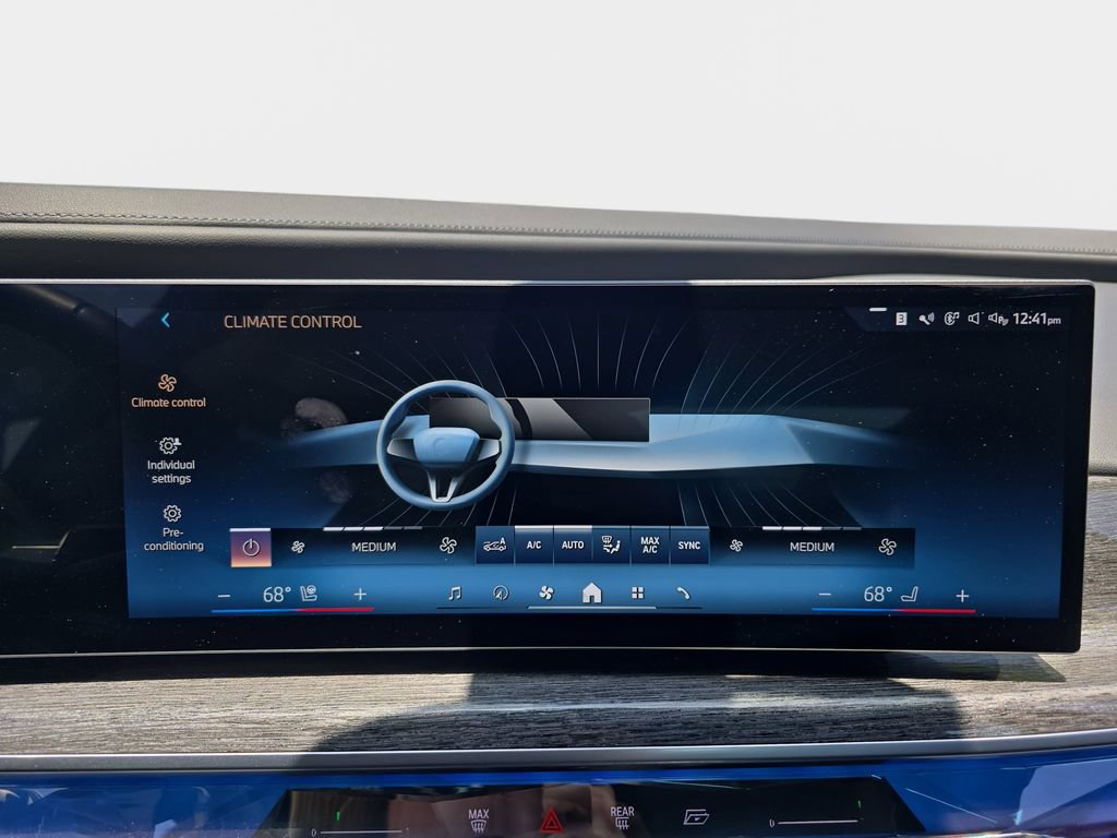 Used 2023 BMW 740i RWD image 28