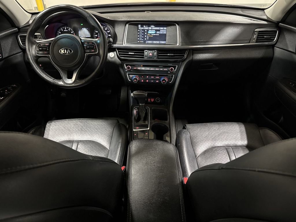 Used 2018 Kia Optima EX image 10