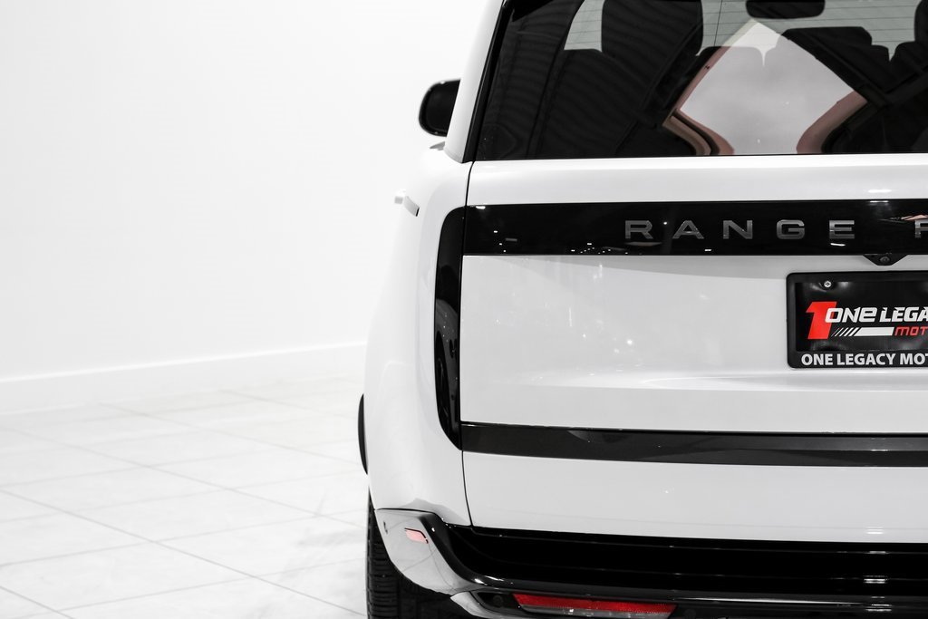 Used 2024 Land Rover Range Rover SE image 45