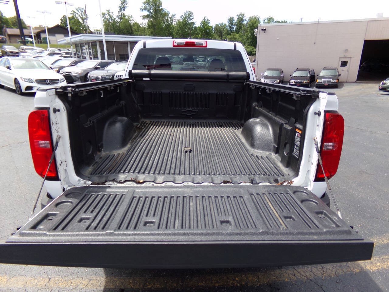 Used 2017 Chevrolet Colorado W/T w/ WT Convenience Package AWD/4WD image 37