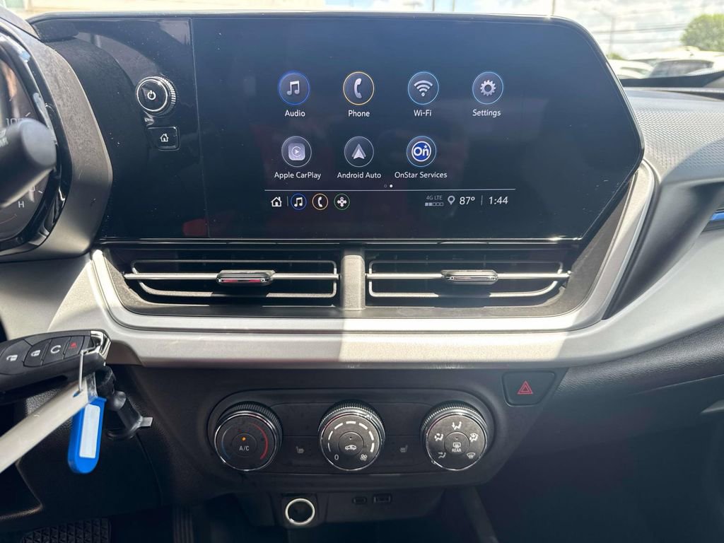 Certified 2025 Chevrolet Trax LS w/ LS Convenience Package FWD image 25