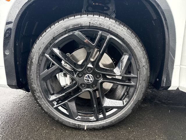 New 2026 Volkswagen Tiguan SE R-Line AWD/4WD image 24