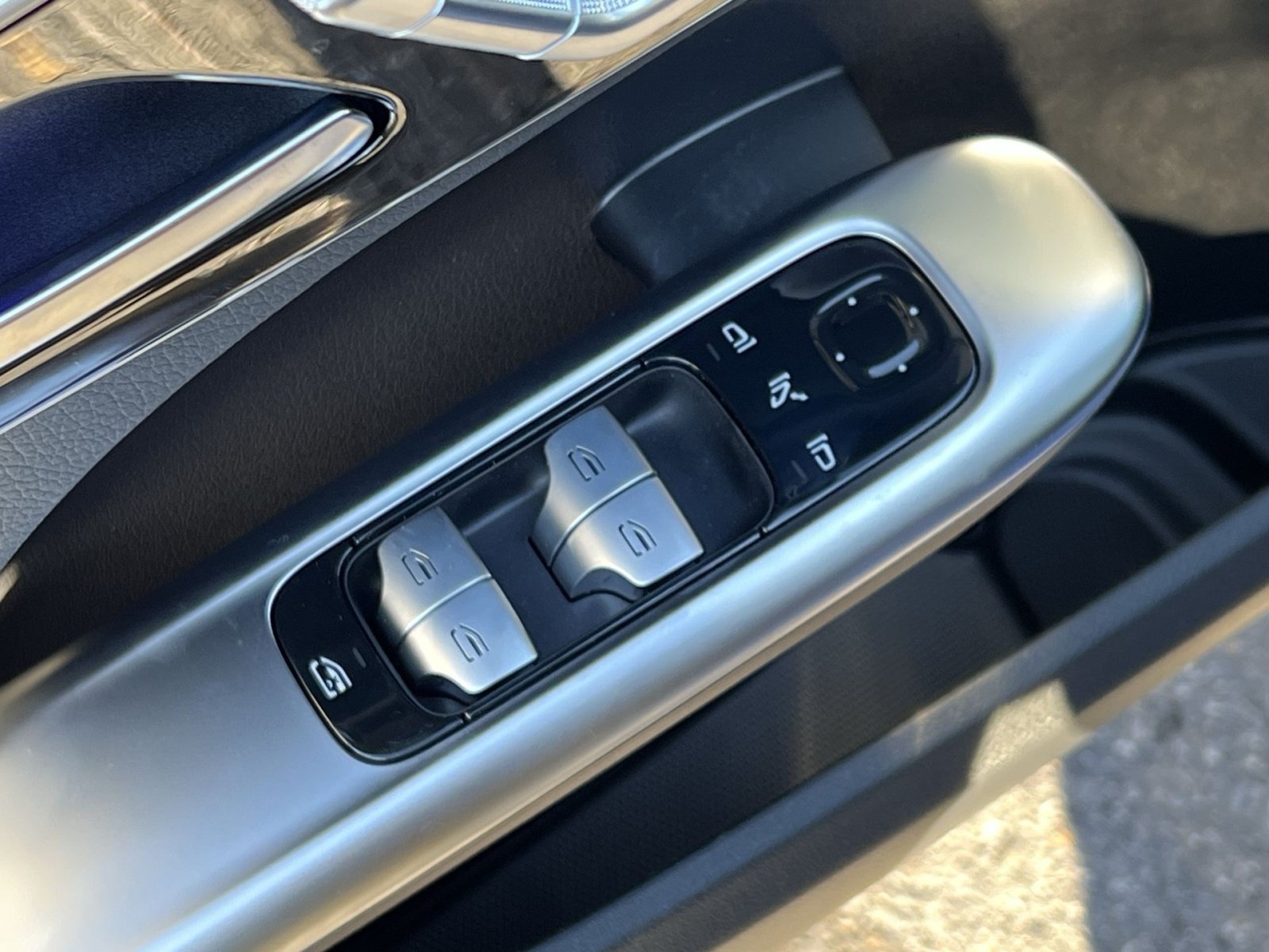 Certified 2026 Mercedes-Benz C 300 4MATIC Sedan image 13