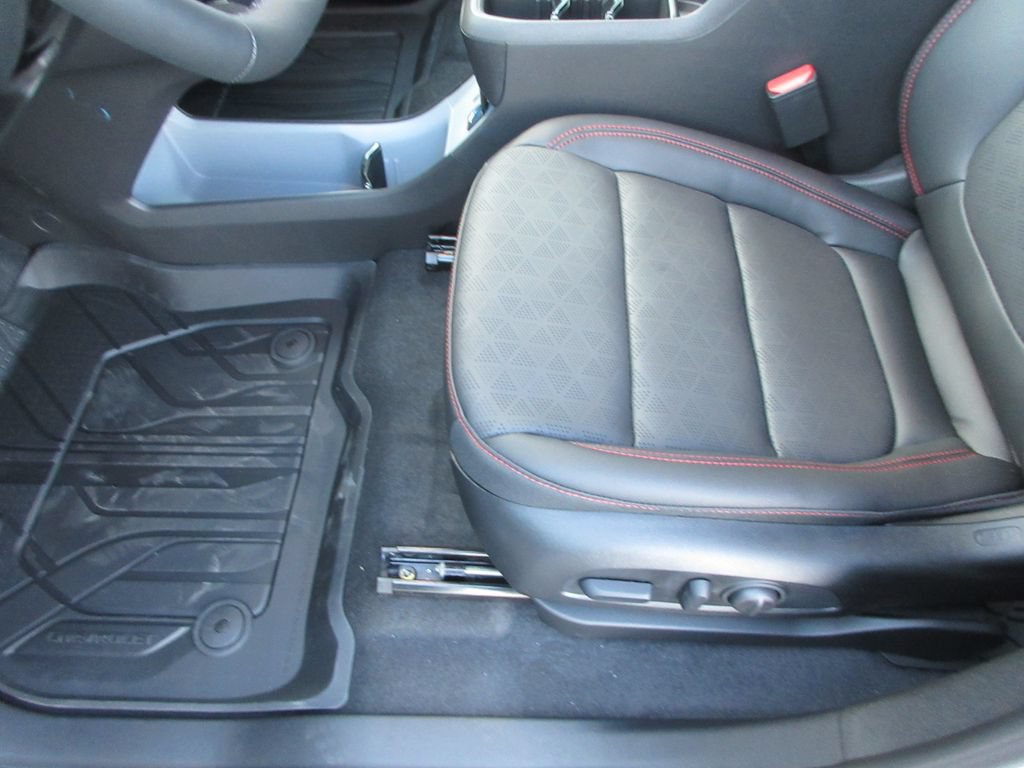 New 2027 Chevrolet Bolt RS w/ Technology Package FWD image 21