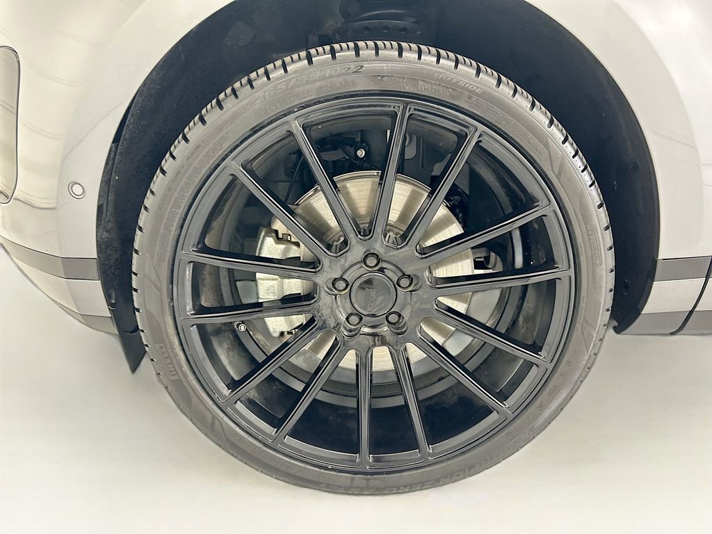 Used 2020 Land Rover Range Rover Evoque SE image 29