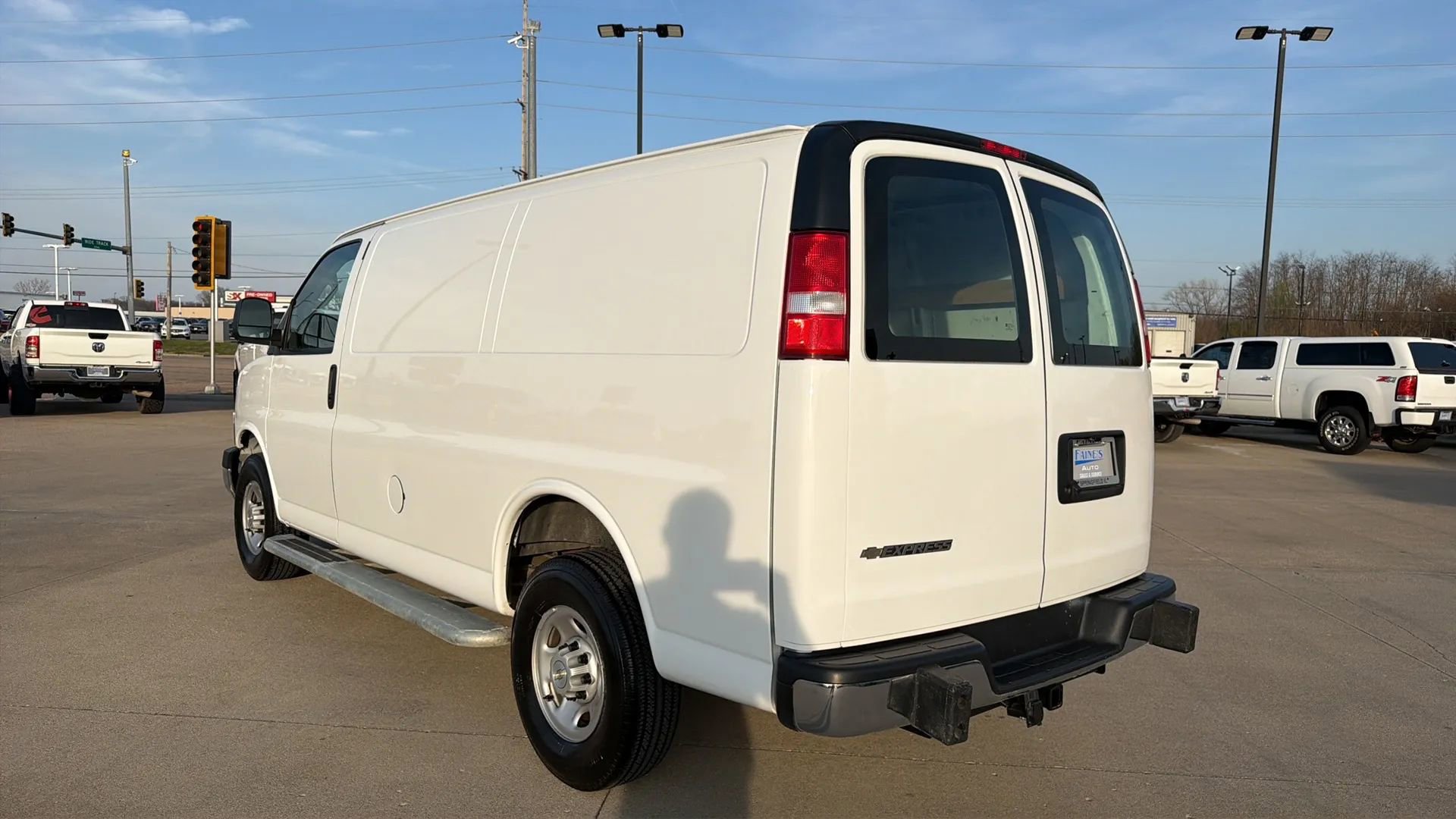 Used 2023 Chevrolet Express 2500 w/ Driver Convenience Package RWD image 15