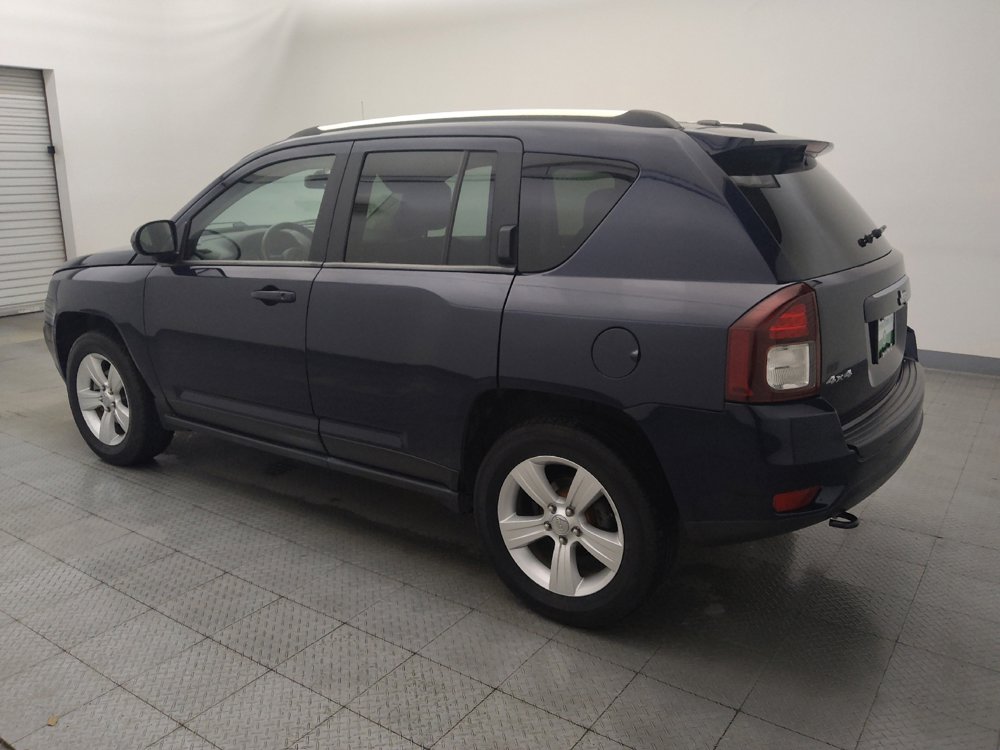Used 2014 Jeep Compass Latitude w/ All Weather Capability Group AWD/4WD image 3