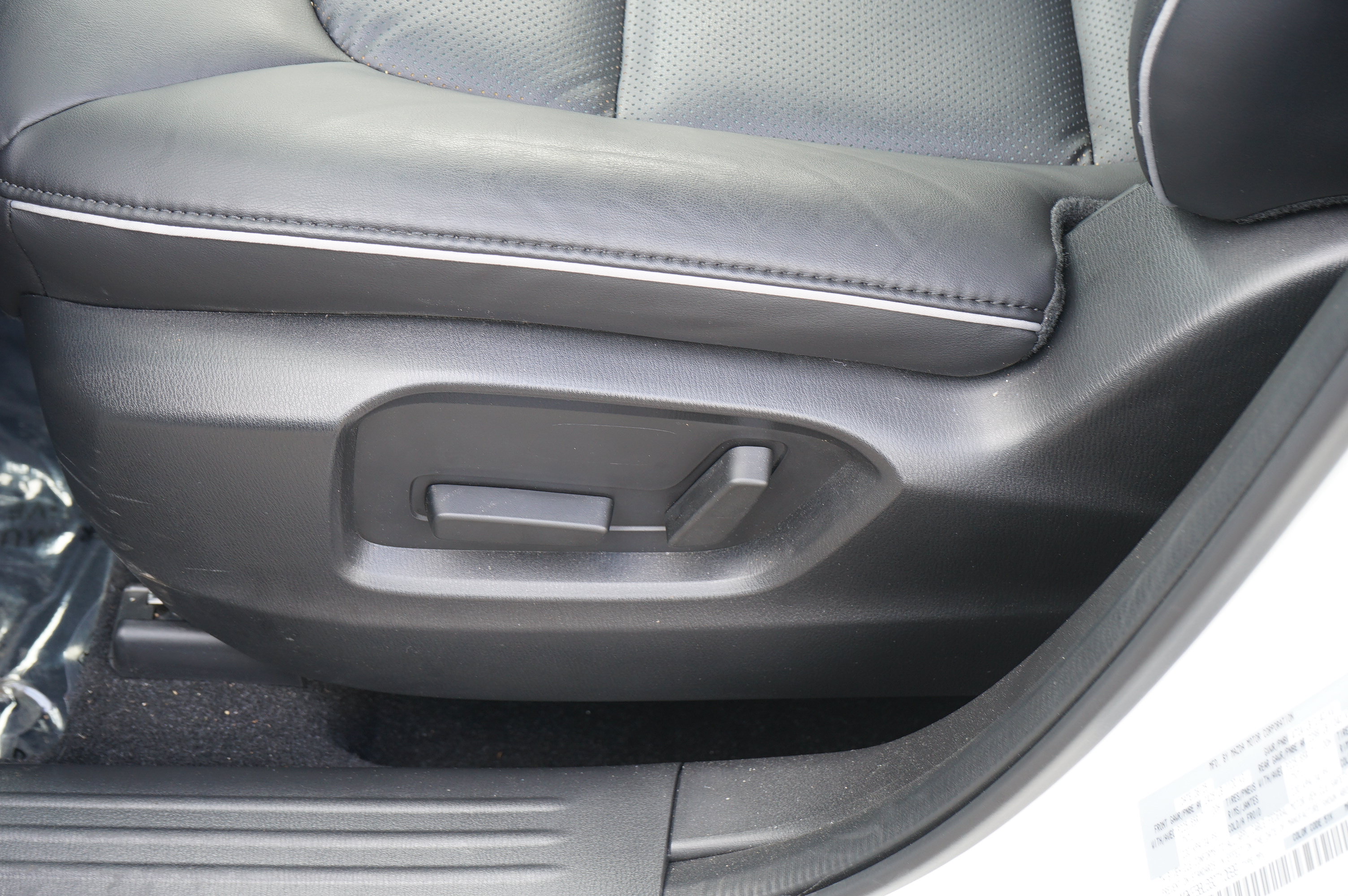 Certified 2025 MAZDA CX-5 AWD 2.5 S w/ Select Package image 17