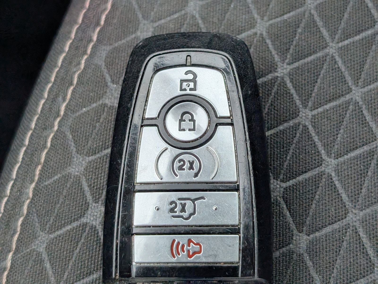 Used 2024 Ford Escape Active AWD/4WD image 29