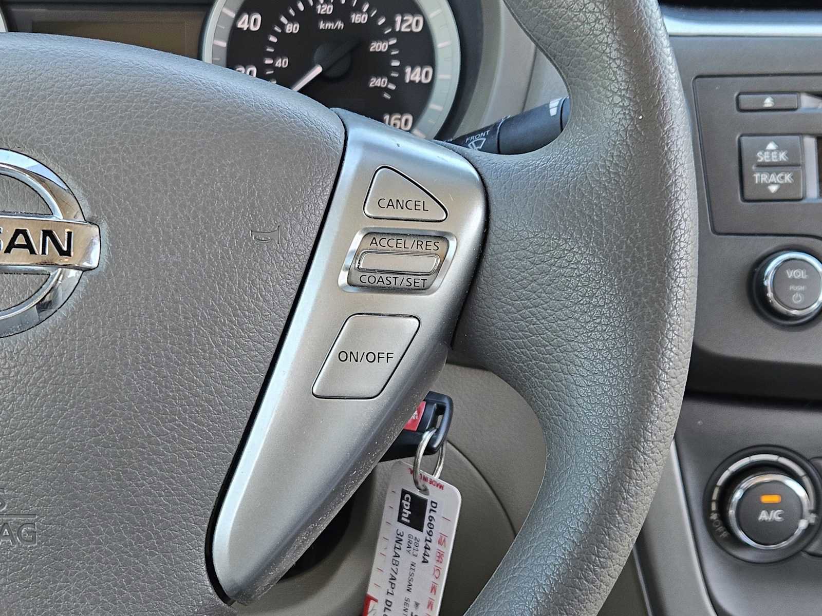 Used 2013 Nissan Sentra SV image 25