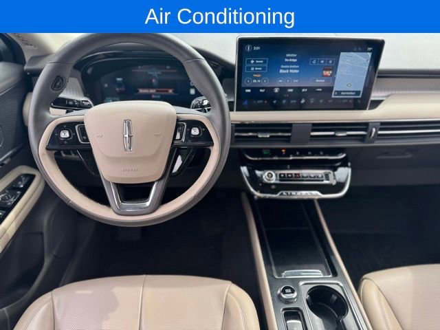 Used 2023 Lincoln Corsair AWD w/ Equipment Group 101A image 13