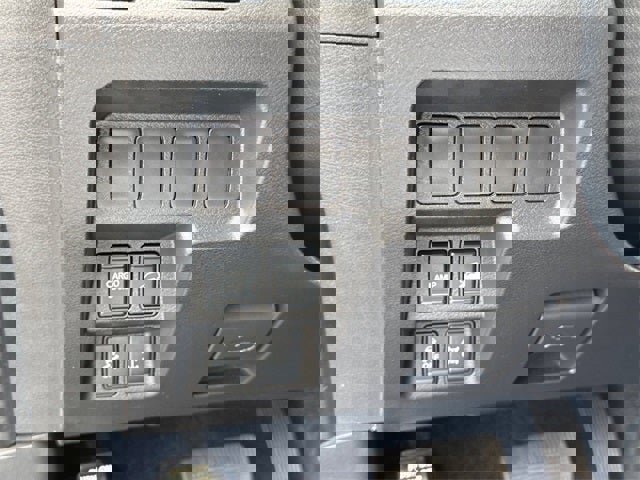 Used 2024 Nissan Frontier PRO-4X w/ Off-Road Protection Package image 18