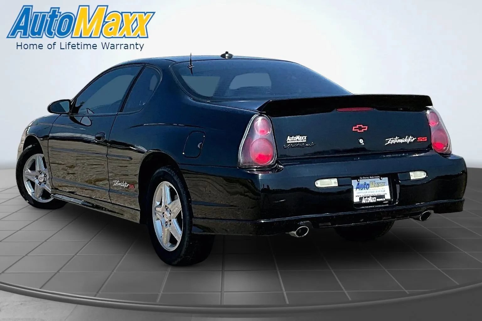 Used 2004 Chevrolet Monte Carlo SS w/ Preferred Equipment Group FWD image 4
