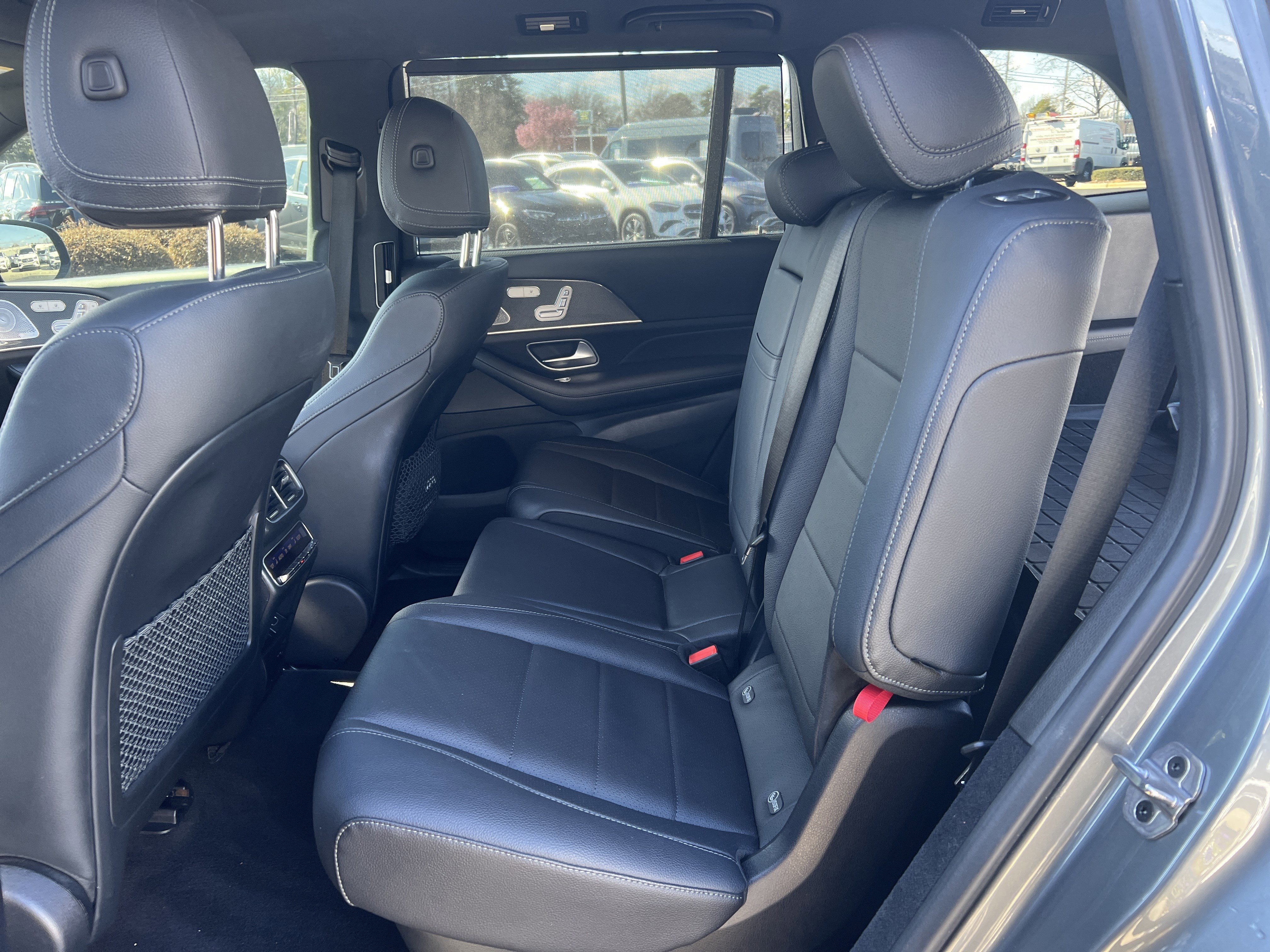 Certified 2022 Mercedes-Benz GLS 450 4MATIC image 32