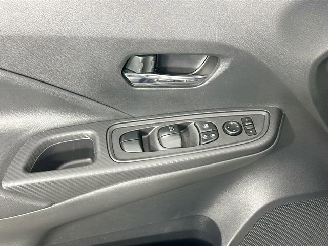Used 2023 Nissan Versa SV FWD image 22
