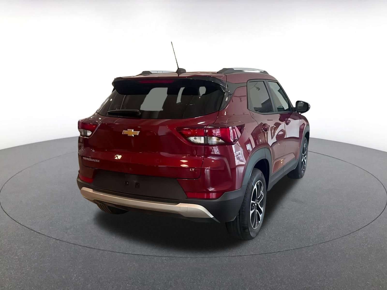 Used 2025 Chevrolet TrailBlazer LT image 14