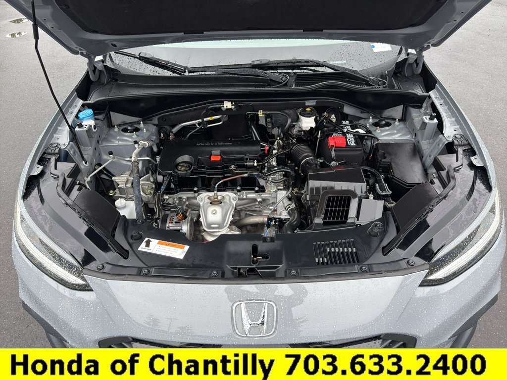 Certified 2025 Honda HR-V Sport image 30
