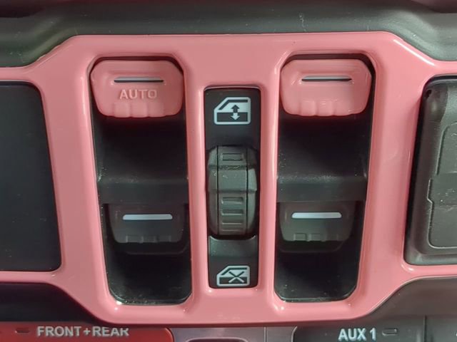 Certified 2023 Jeep Wrangler Unlimited Rubicon 4xe w/ Steel Bumper Group image 28